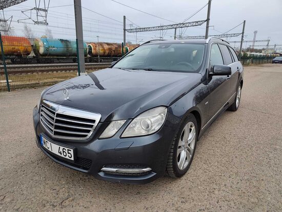 Mercedes E350 2011 m.